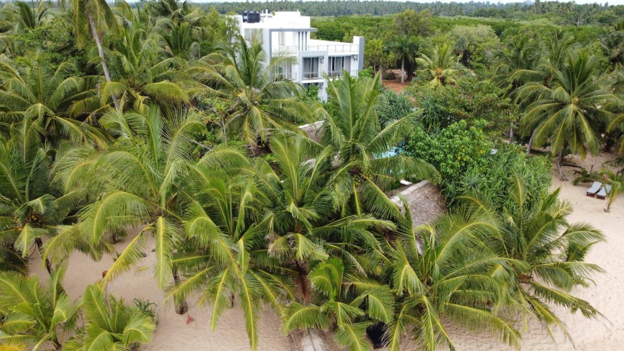 Marakolliya Beach Resort Тангале Екстериор снимка